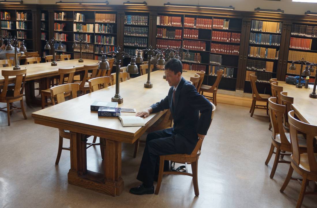 旧金山大学图书馆